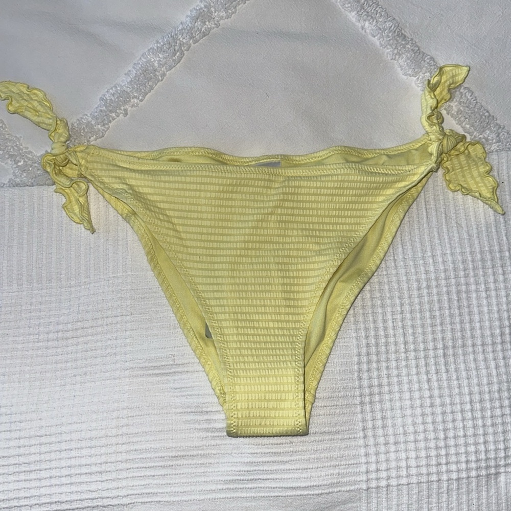 H&M swimsuit bottoms